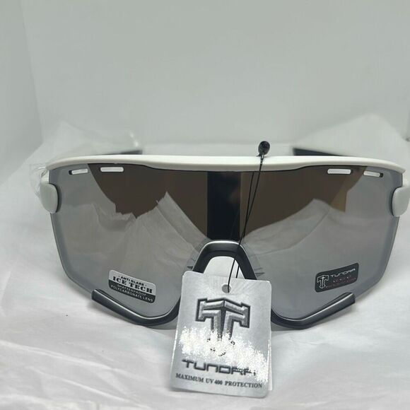 Tundra Sport Shield Sunglasses – UV400 CE Maximum Protection - Picture 3 of 3
